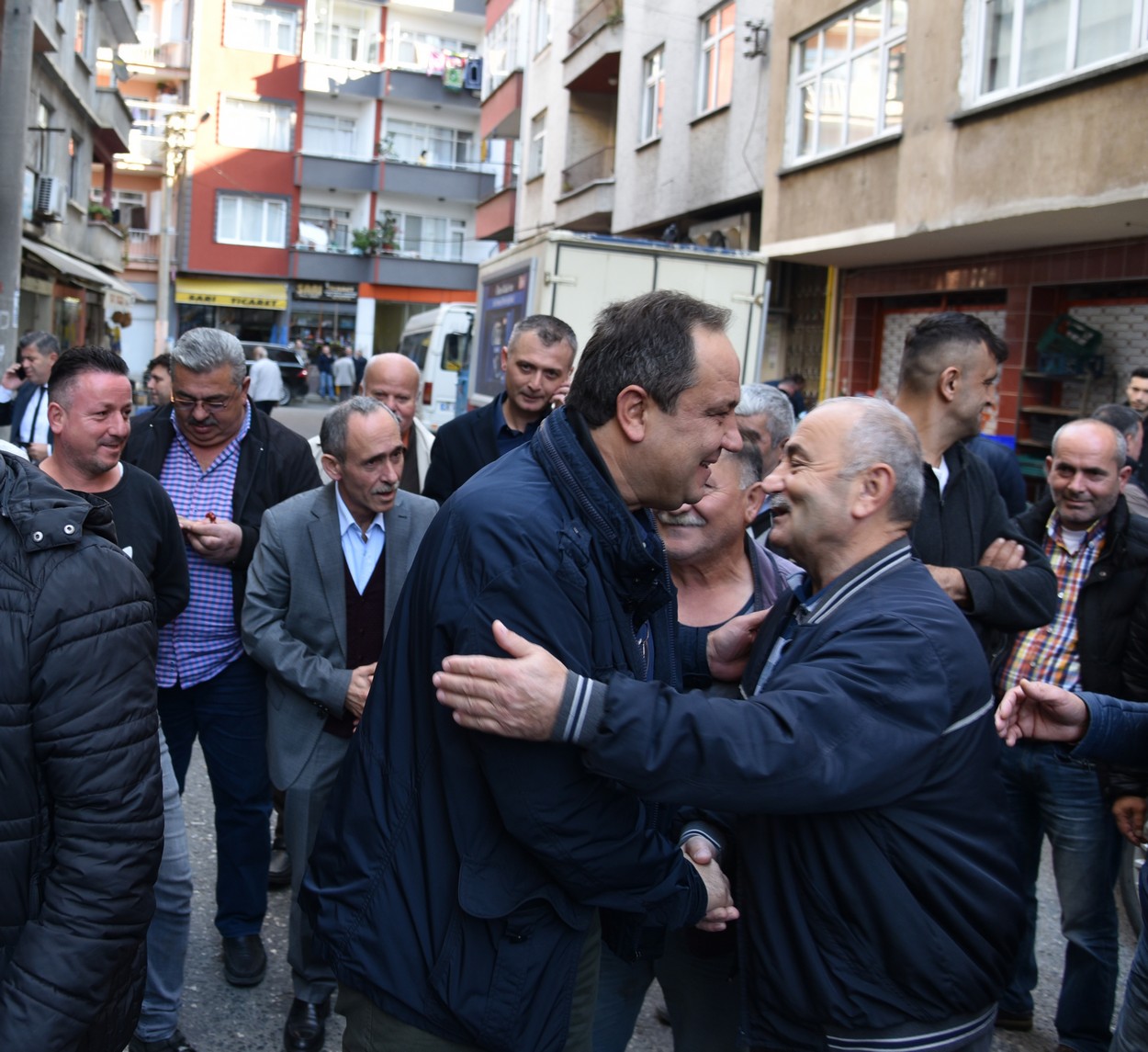 BAŞKAN AKSU KAHVALTIYA KATILDI     