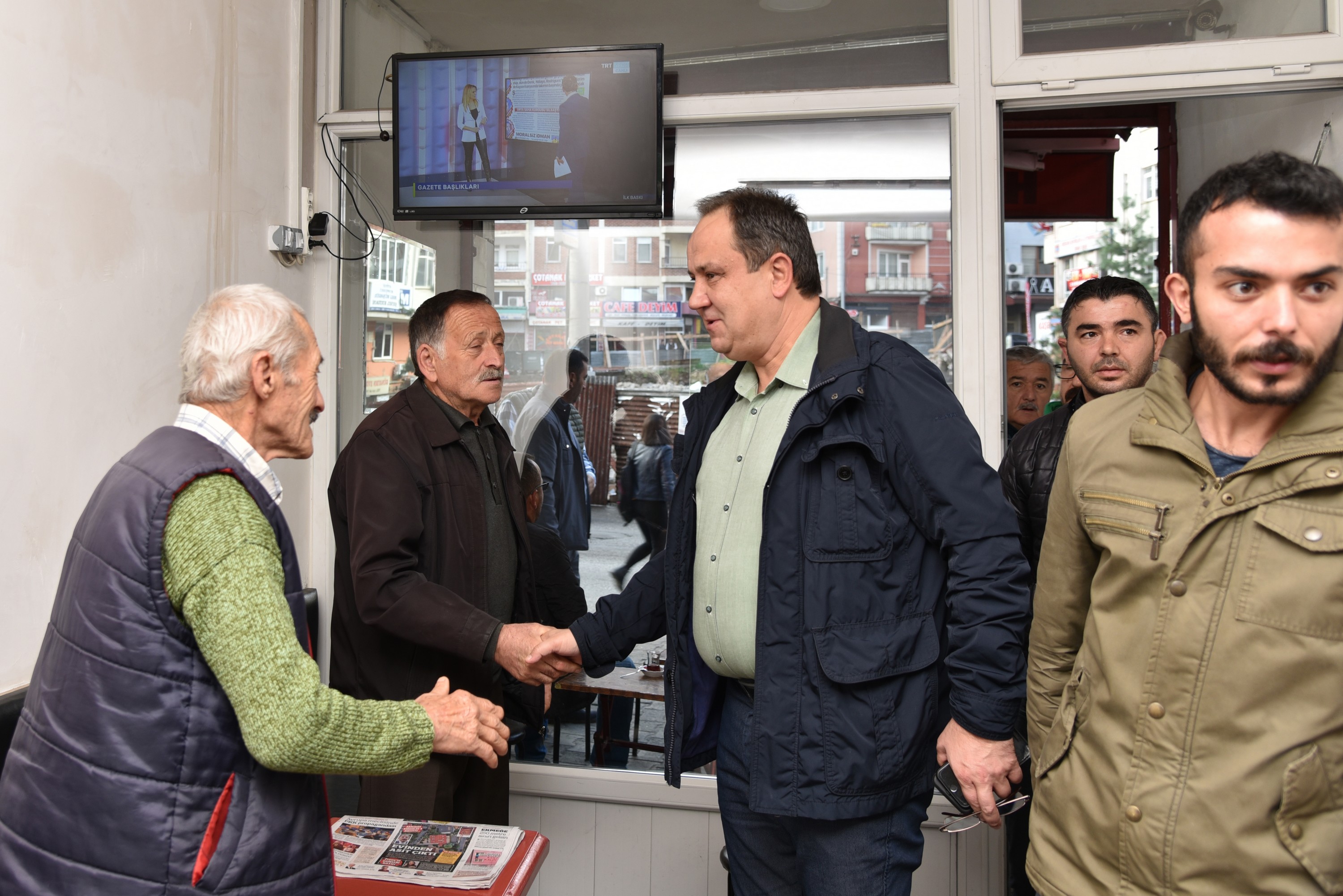 BAŞKAN AKSU, SABAH KAHVALTISINA KONUK OLDU