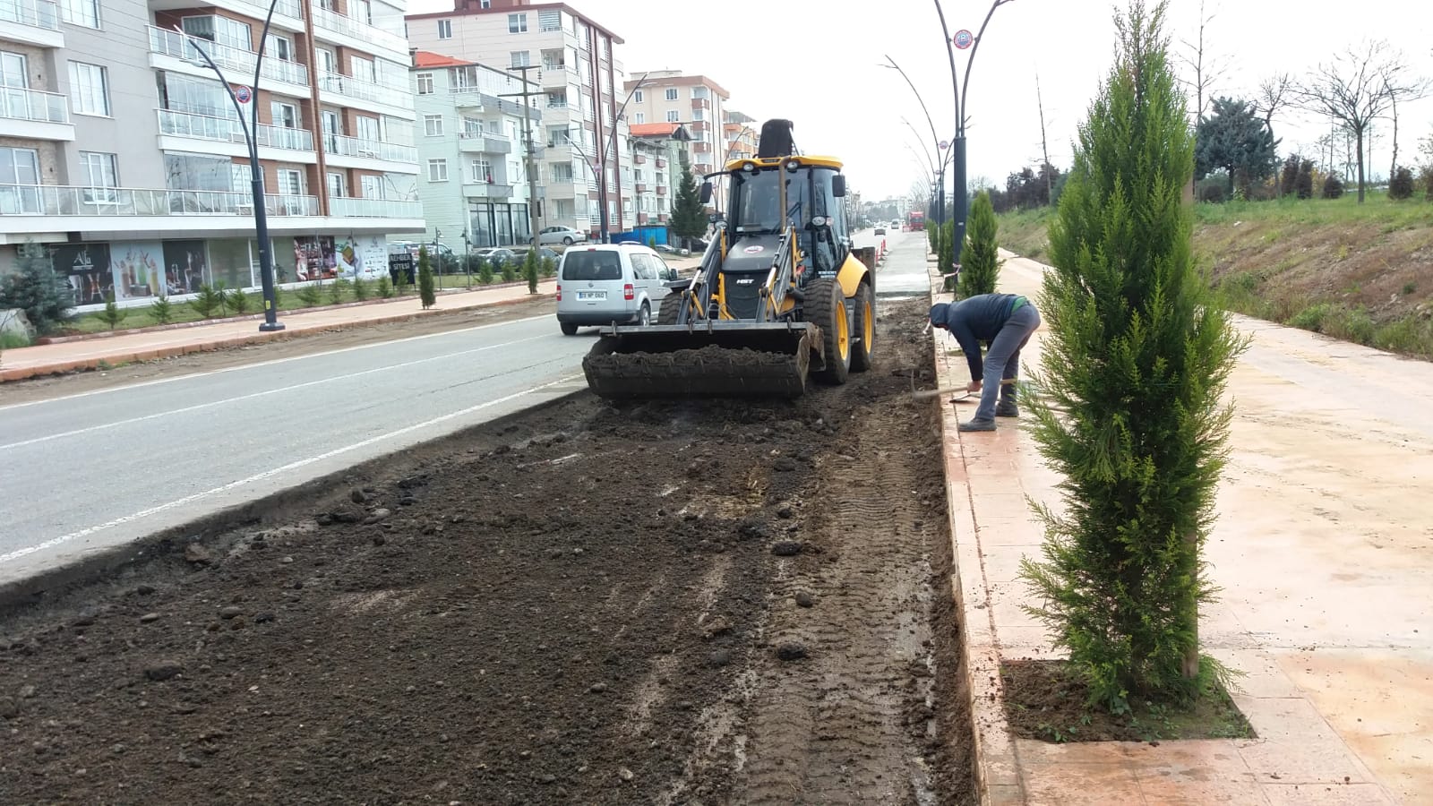 Yol ve Kaldırım Çalışmalarına Kışın da Devam Ediyor!