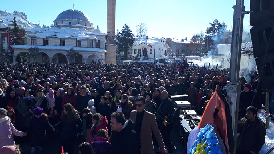 KAR FESTİVALİNE YOĞUN İLGİ GÖSTERİLDİ.