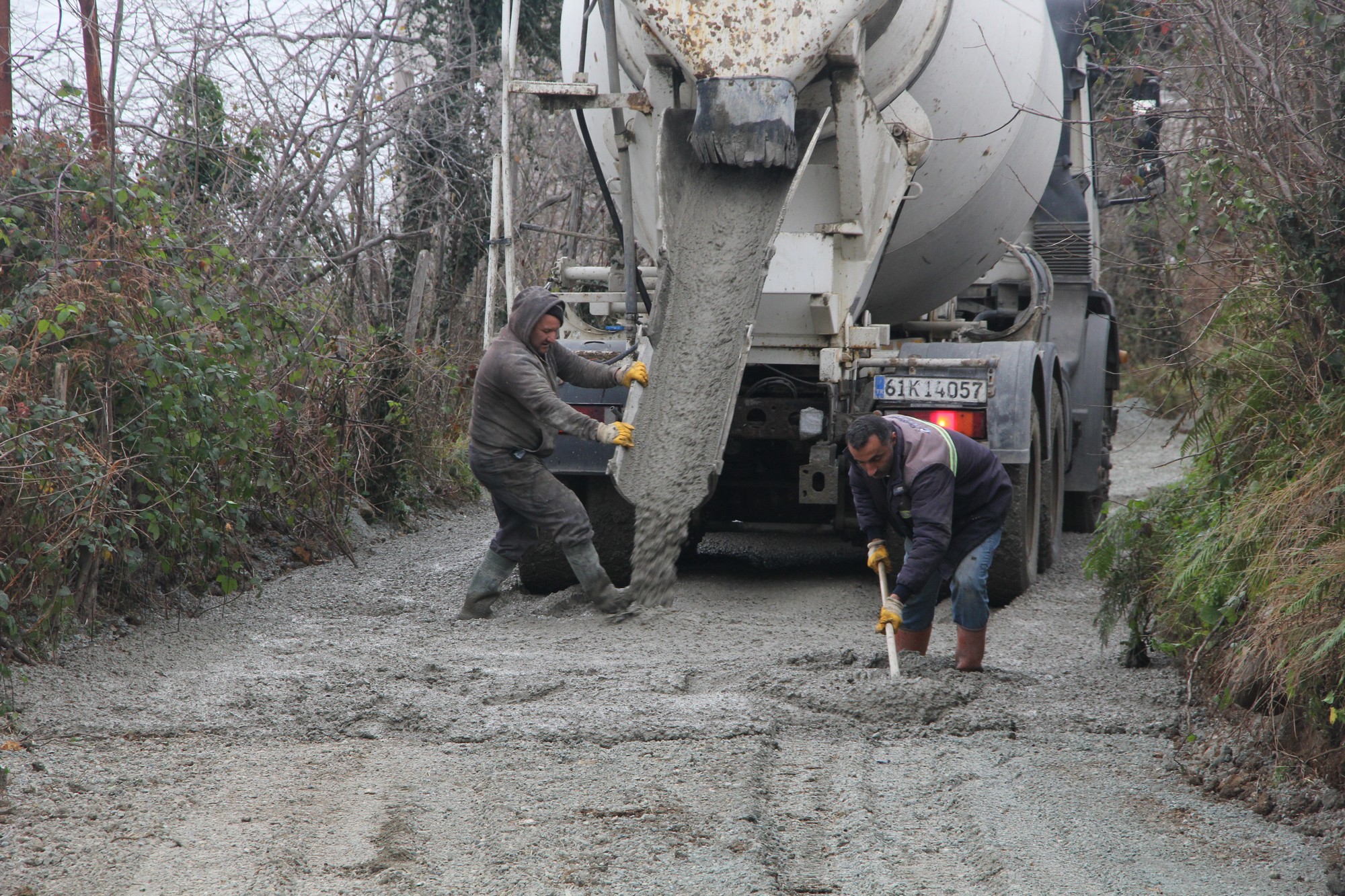 108 NOLU SOKAKTA BETON ÇALIŞMASI 