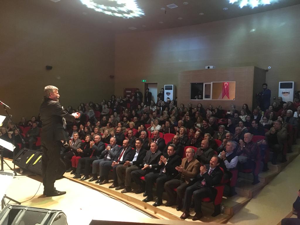 Tirebolu Halk eğitimden muhteşem TSM Konseri