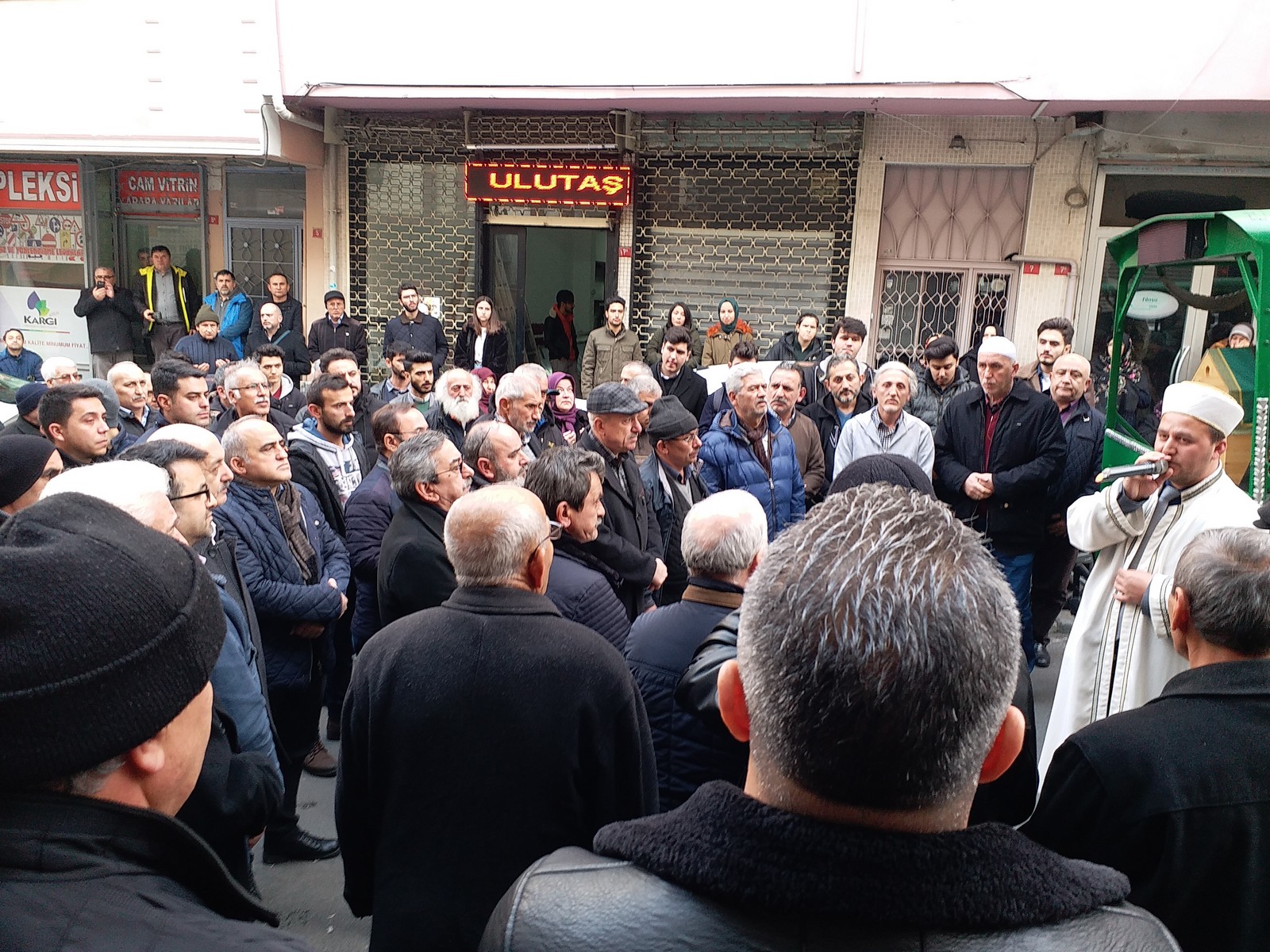 Mustafa Tekbaş Dualarla Uğurlandı