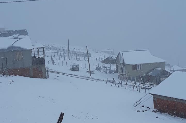 Yaylalara Tekrar Kar Yağdı