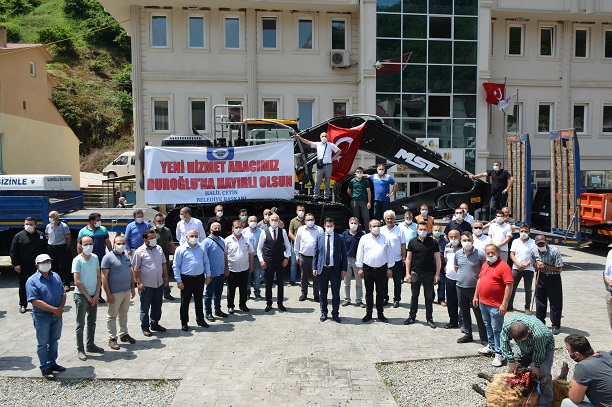 SÜRPRİZLERLE DOLU BELEDİYE BAŞKANI