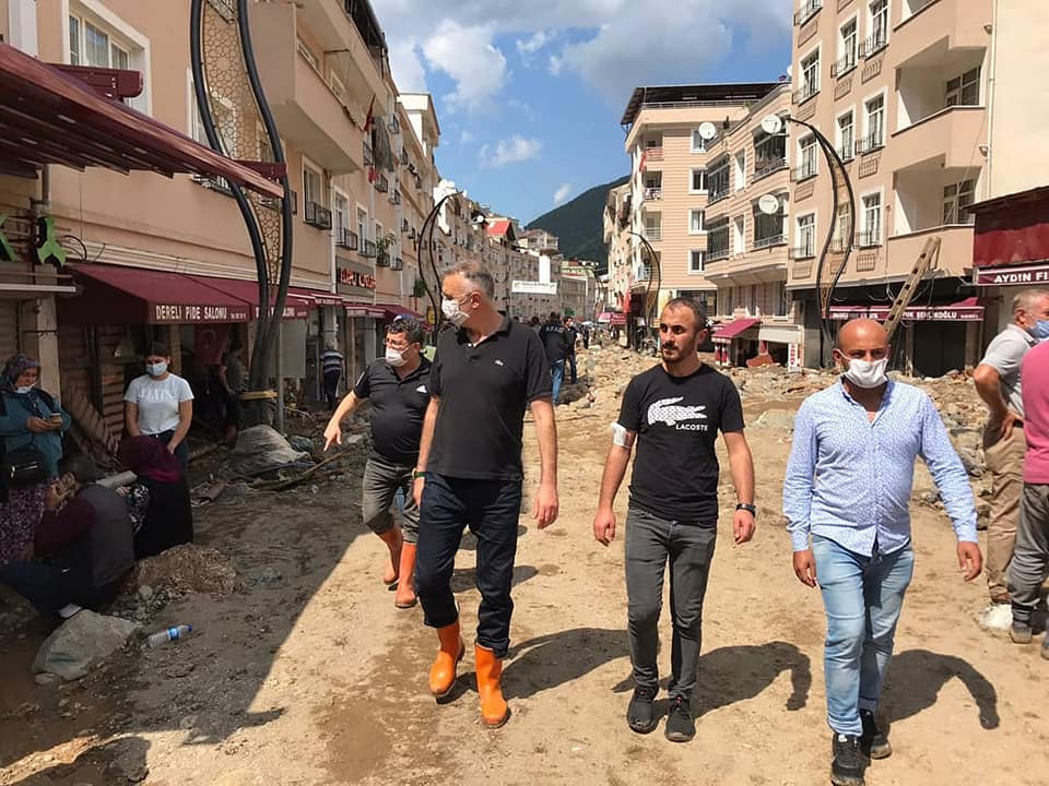 Felaketin izlerini elele vererek aşacağız