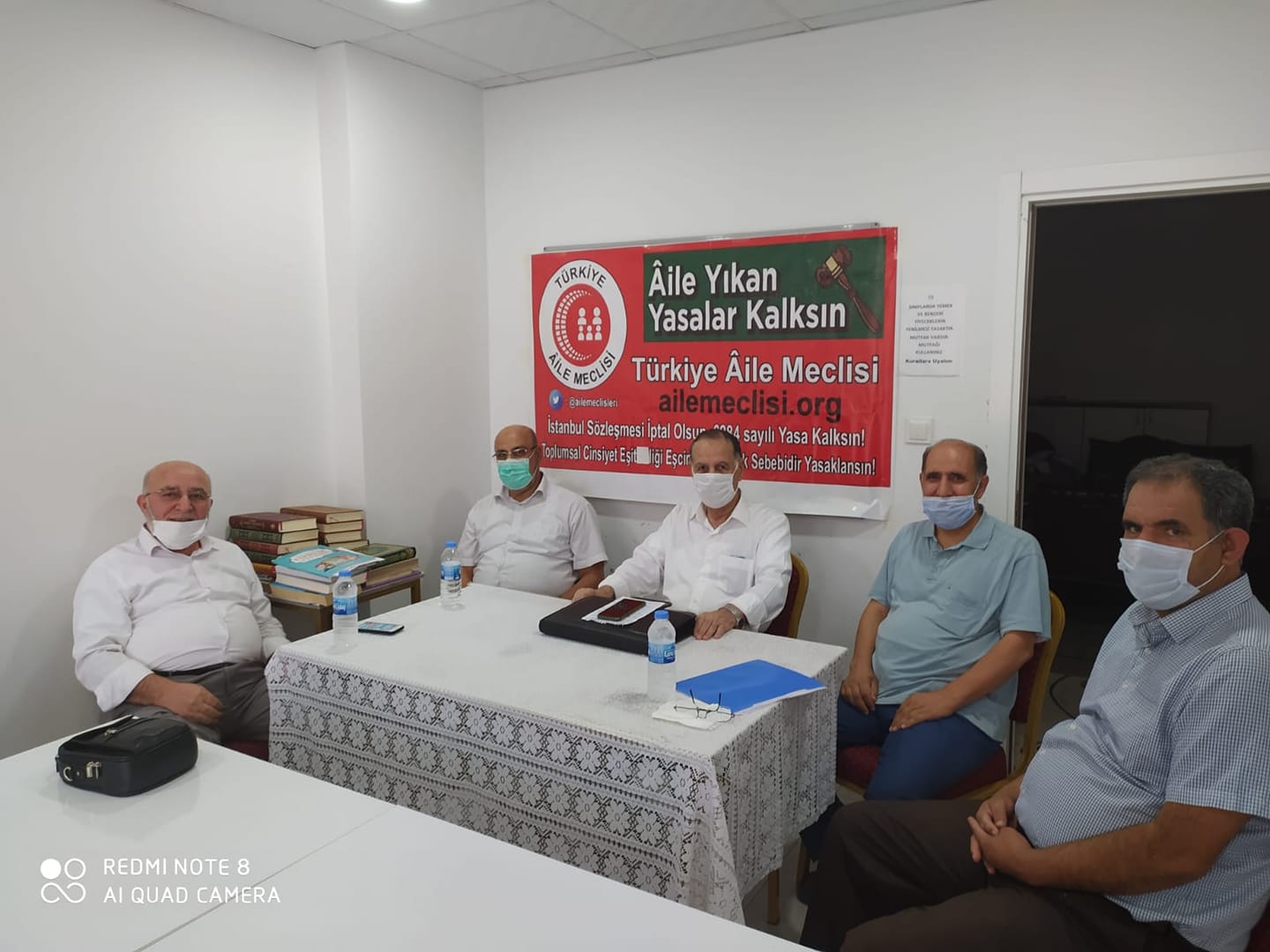 Güçlü Kadın' sloganı yerine 'Güçlü Aile' diyeceğiz