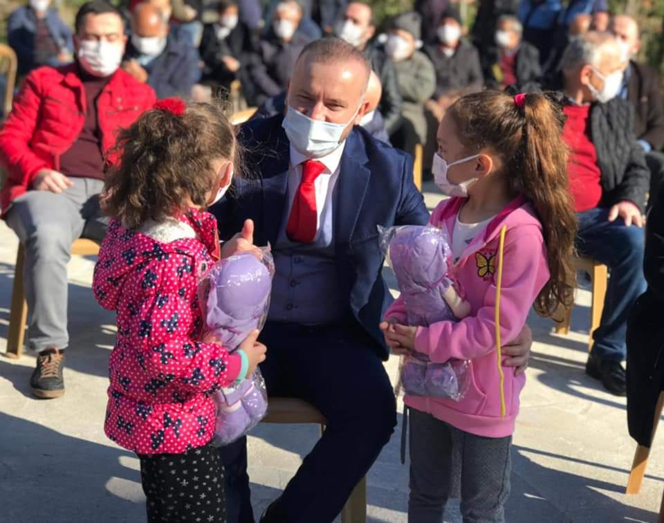 KEŞAP’TA ÇOCUK PARKI AÇILIŞI GERÇEKLEŞTİRİLDİ