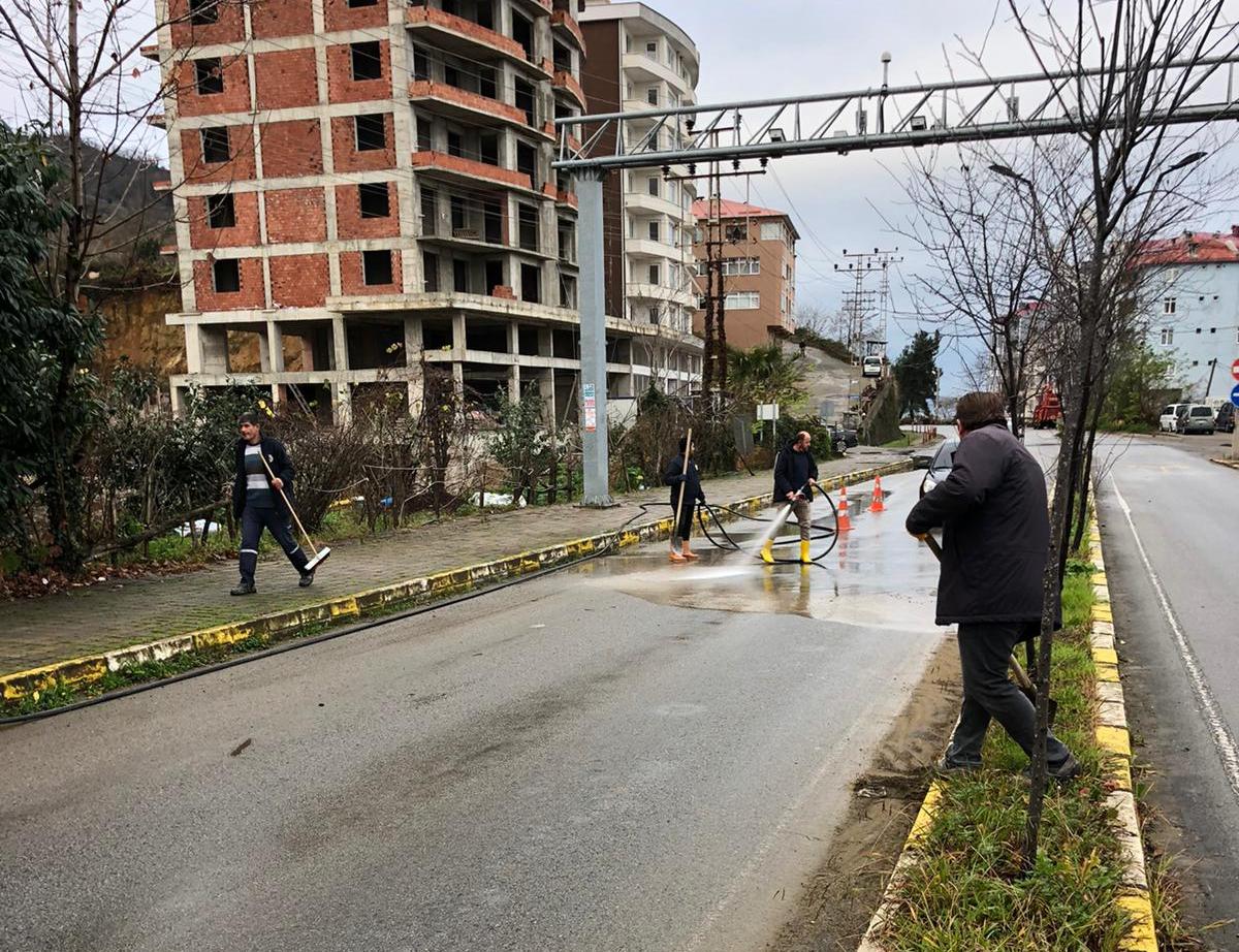 KEŞAP'TA CADDE VE SOKAKLAR YIKANIYOR