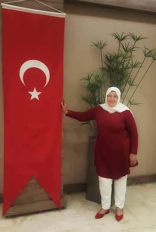 Gülsen Aksoy Şirinde Gel de Sevindir Beni..