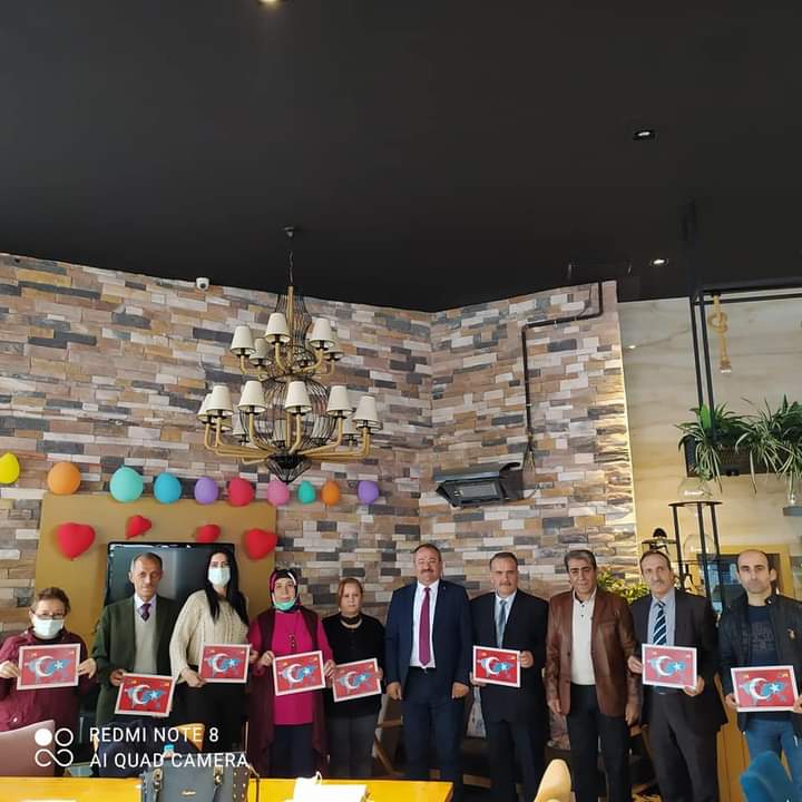 Yakupoğlu Mazbatasını Aldı