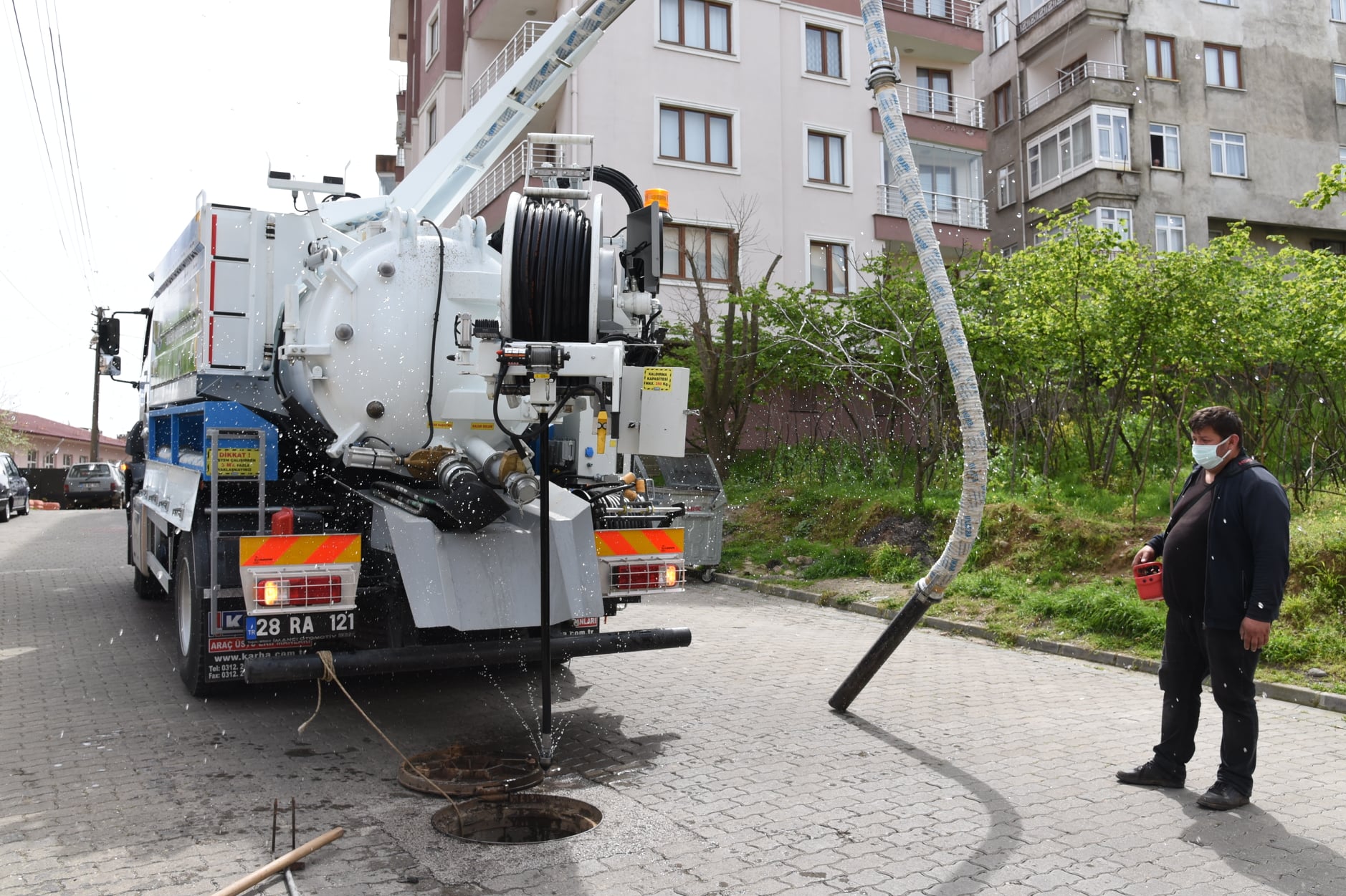 YENİ KOMBİNE KANAL AÇMA VİDANJÖR ARACI, HİZMET VERMEYE BAŞLADI