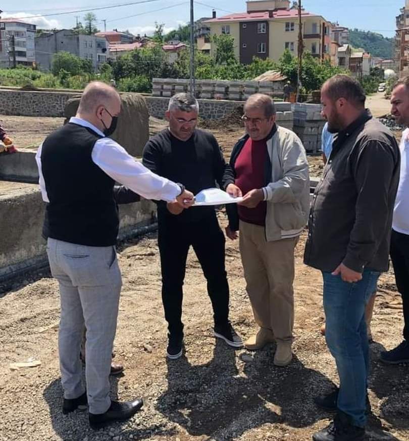 BAŞKAN EMÜR ÇALIŞMALARI İNCELEDİ