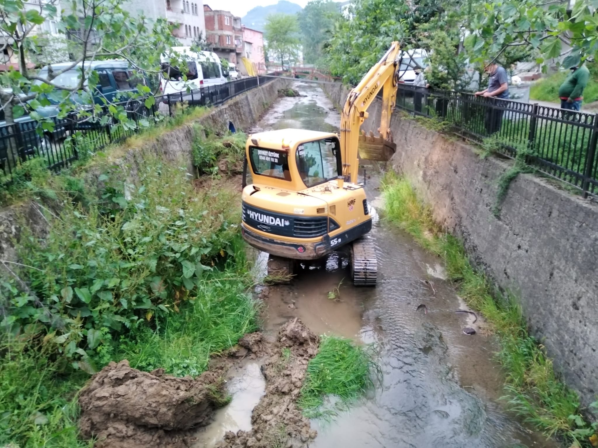 Derelerde Yaz Temizliği Yapıldı