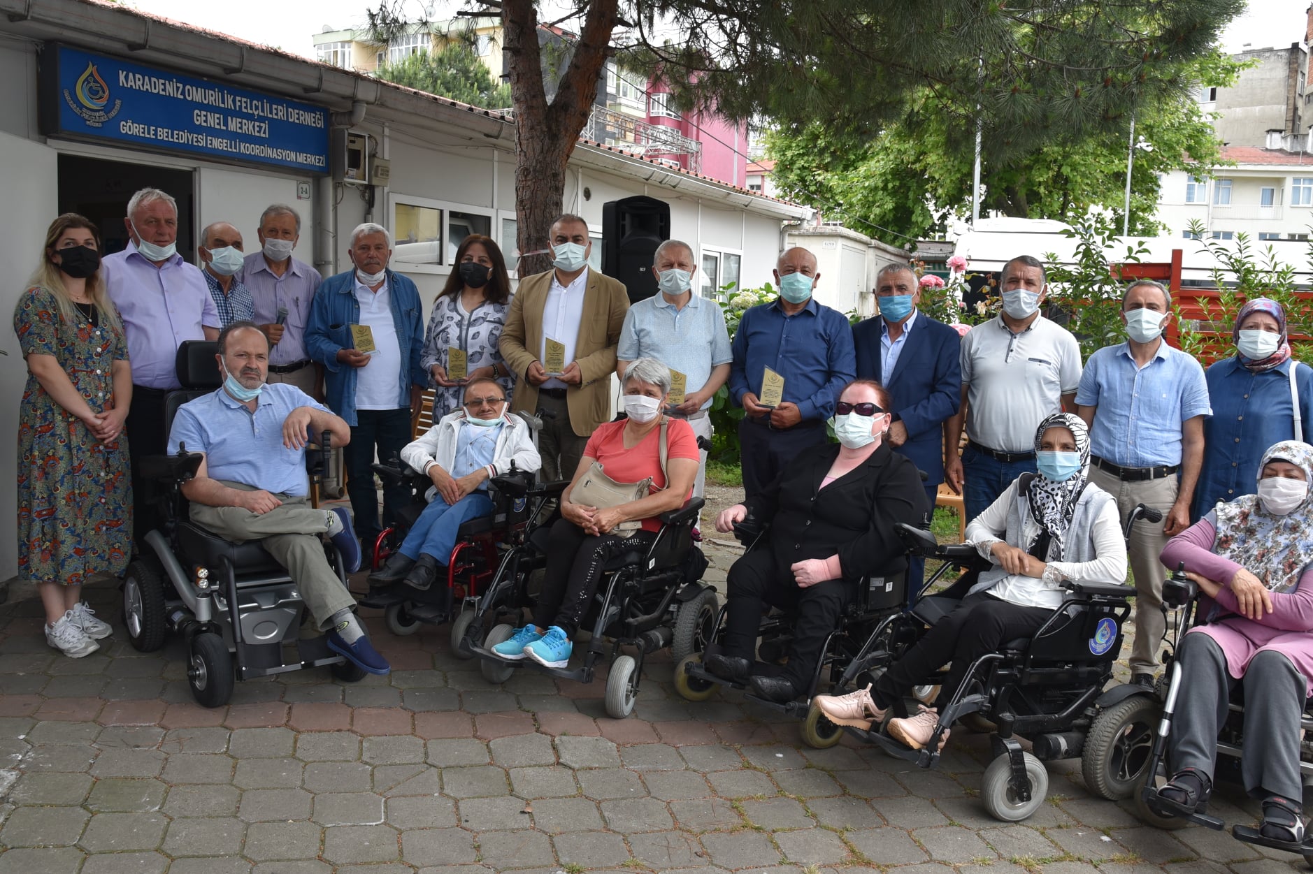 BAŞKAN KARADENİZ OMURİLİK FELÇLİLERİ DERNEĞİ GENEL MERKEZİNİN KONGRESİNE KATILDI