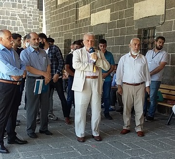 Milletimizi, devletimizi ezanın ruhuyla barışık hale getir Allah’ım