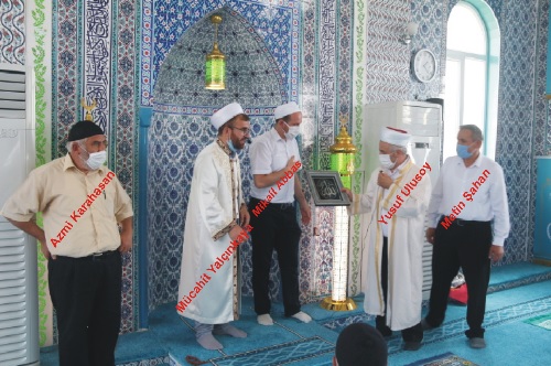 İmamet Makamında Görev Değişimi