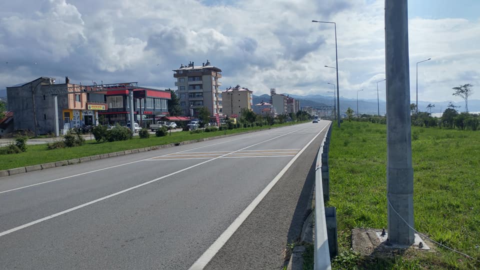 EYNESİL'DE ÖLÜM KAVŞAĞI! 