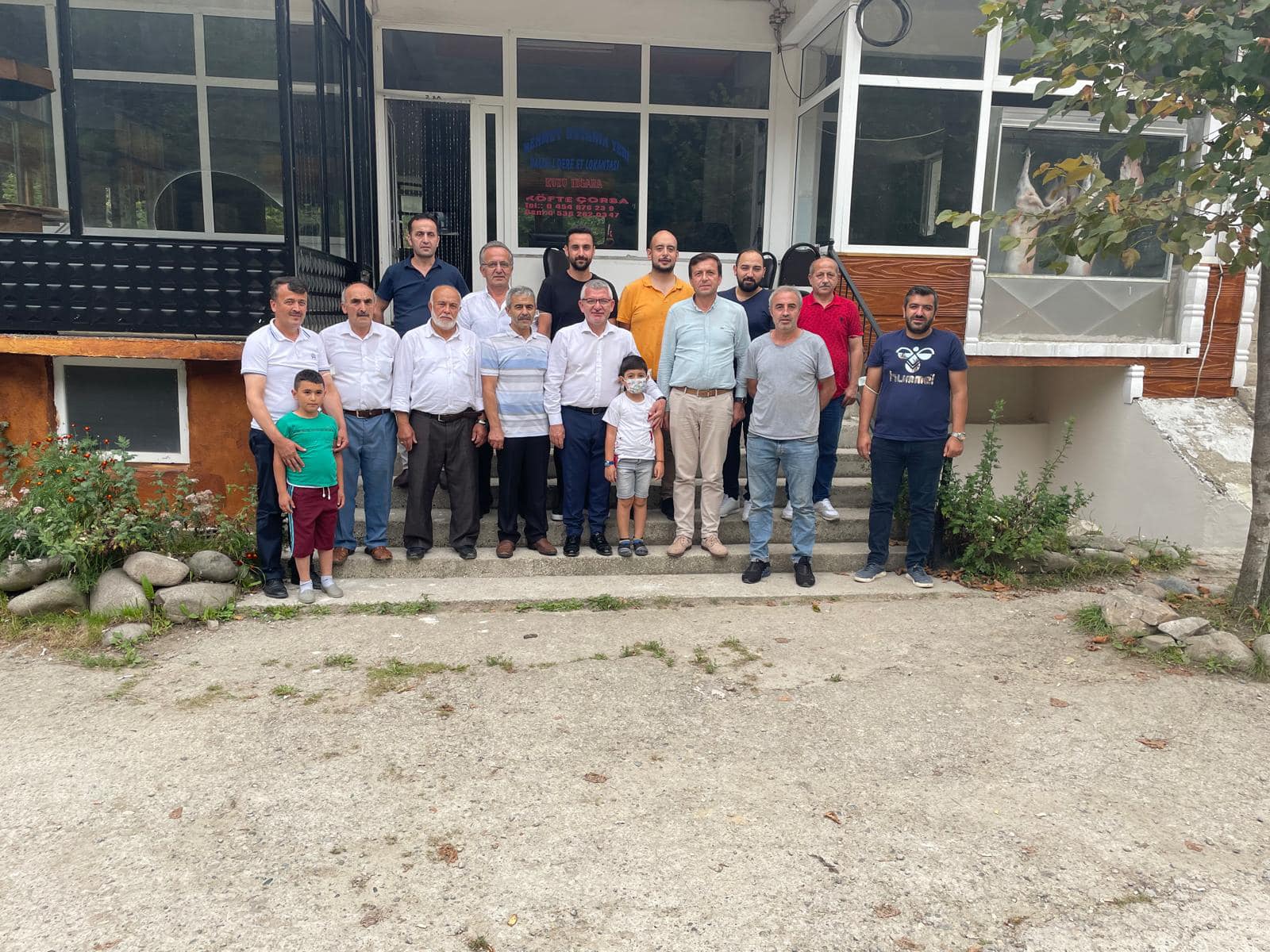 Aydın,Yağlıdere’de esnaf ve vatandaşlarla bir araya geldi. 
