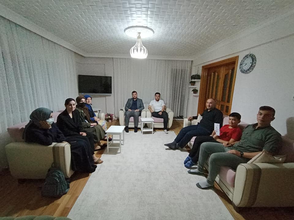 TÜGVA Bulancak, aile ziyaretleri ile çalınmadık kapı bırakmıyor