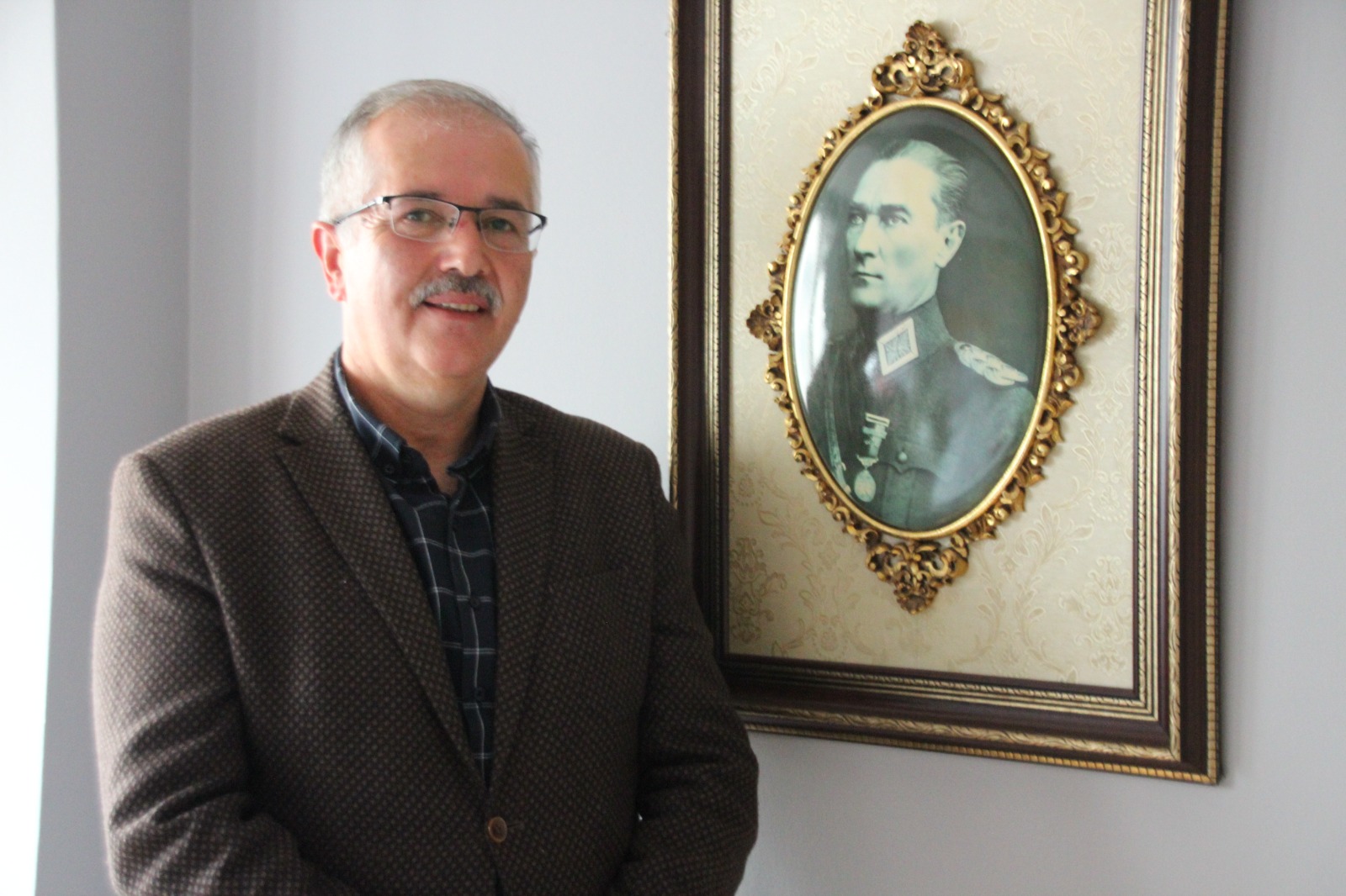 NACİ ÖZ ADAYLIĞINI AÇIKLADI