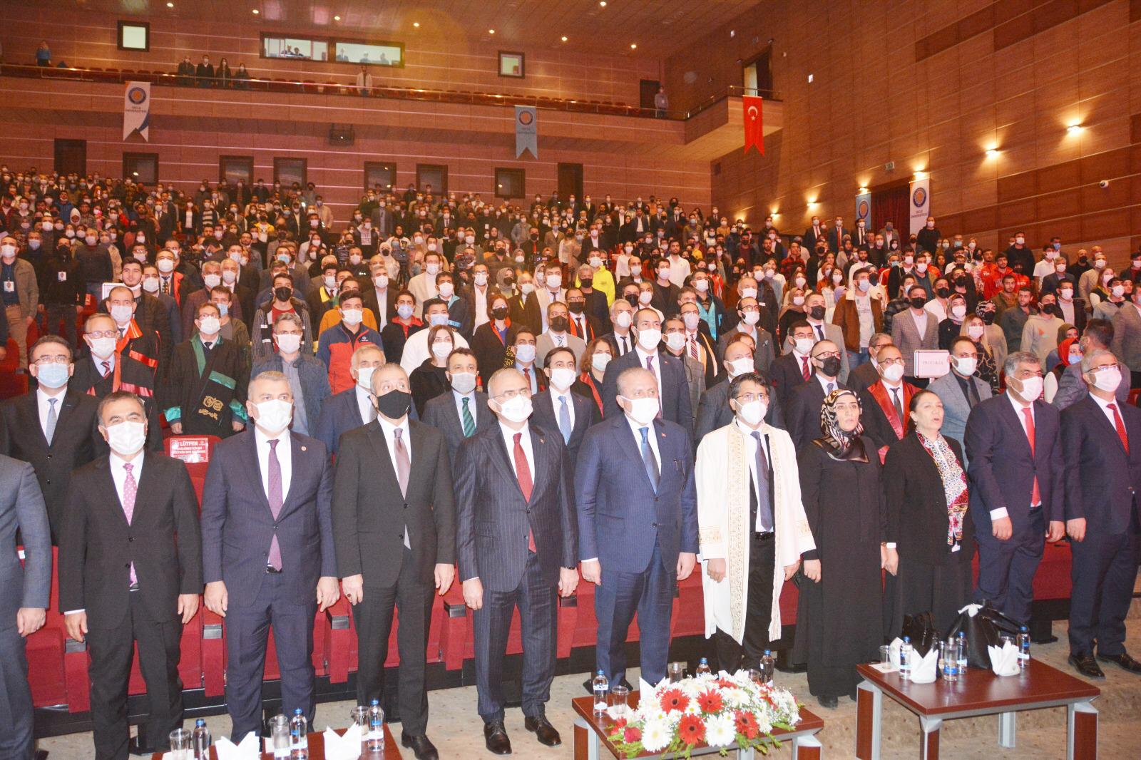 Yürütmede son sözü sorumluluk makamında olan kişi vermelidir