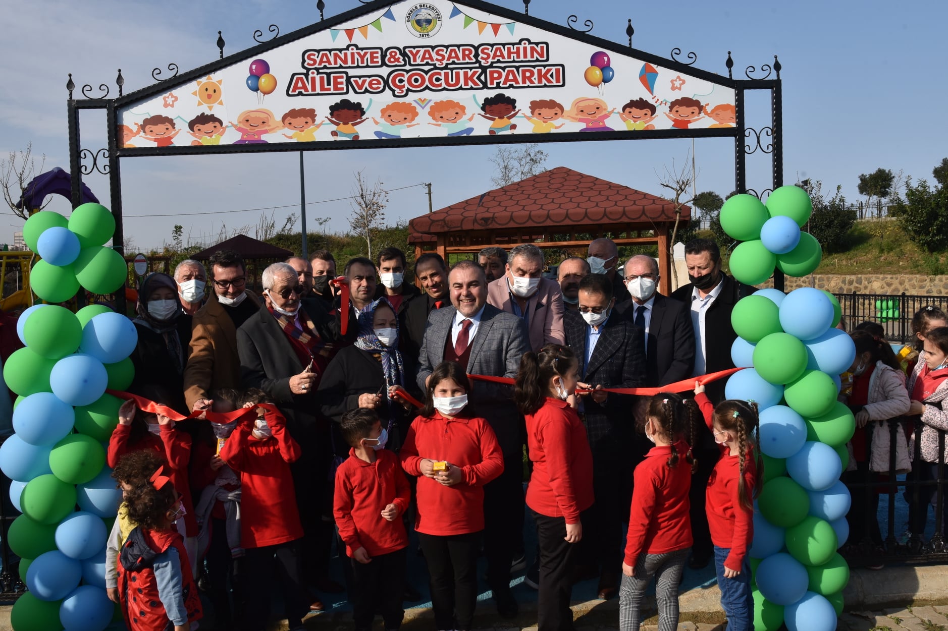 SANİYE & YAŞAR ŞAHİN AİLE VE ÇOCUK PARKININ AÇILIŞI YAPILDI. 