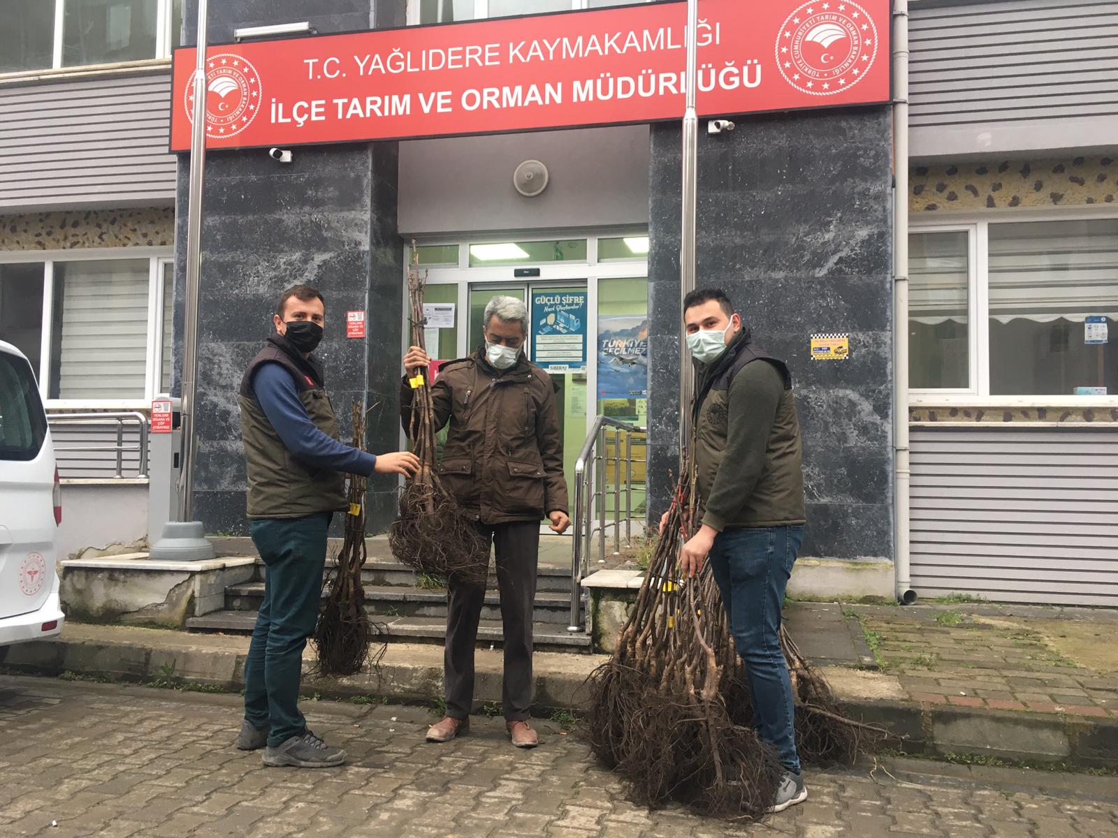 Çiftçilerimiz Sertifikalı ve Kaliteli Meyve Fidanları İle Buluştu… 