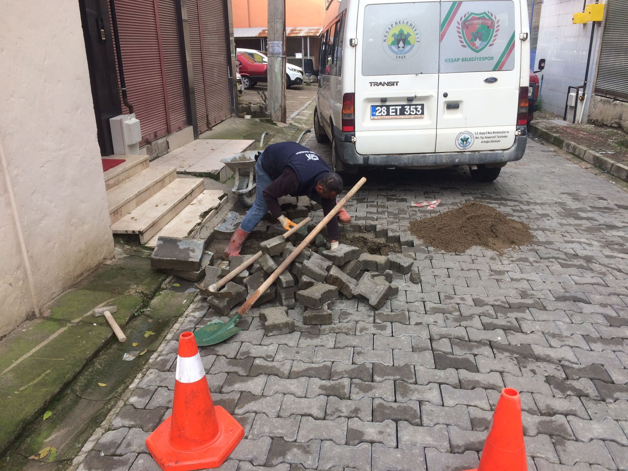 KEŞAP’TA ÇALIŞMALAR TAM HIZ 