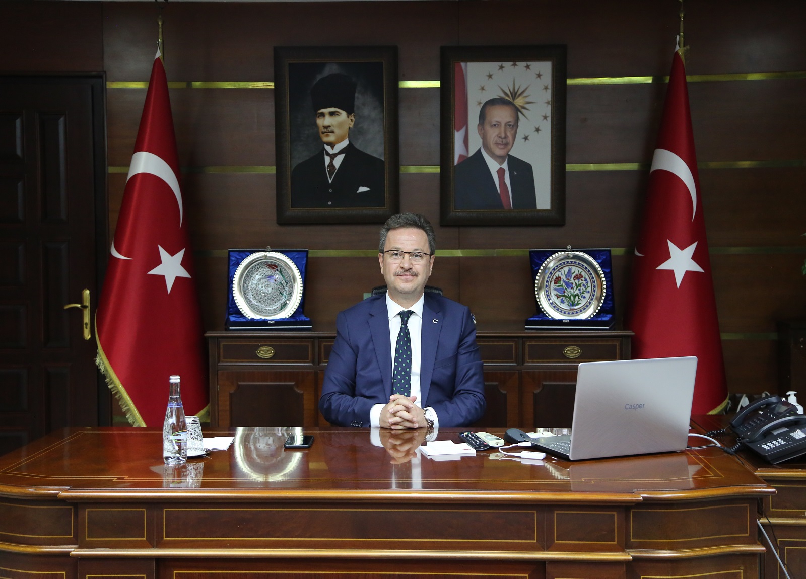 Vali Ünlü'den 10 Ocak Çalışan Gazeteciler Günü Mesajı