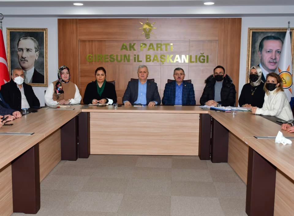 AK PARTİ’DE YÖNETİM VE YÜRÜTME TOPLANTISI GERÇEKLEŞTİRİLDİ.