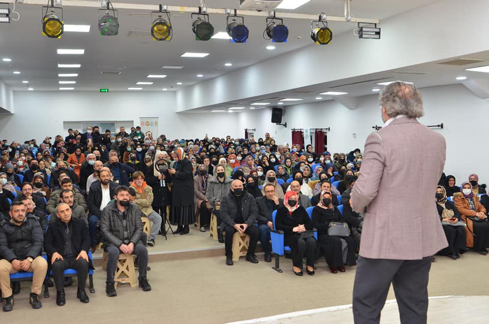 TÜGVA Bulancak'tan Sıtkı Aslanhan Konferansı