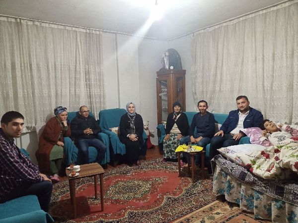 TÜGVA Bulancak Ramazan’da her akşam ev ziyaretinde