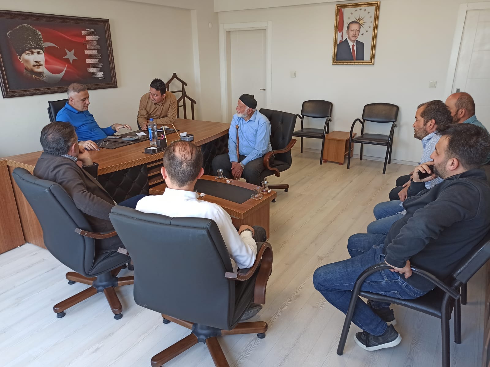 Başkan Yakar Vatandaş ve Esnafa Kulak Verdi