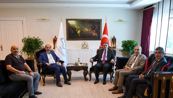 Halkımızın hayır dualarını almak için çalışacağız