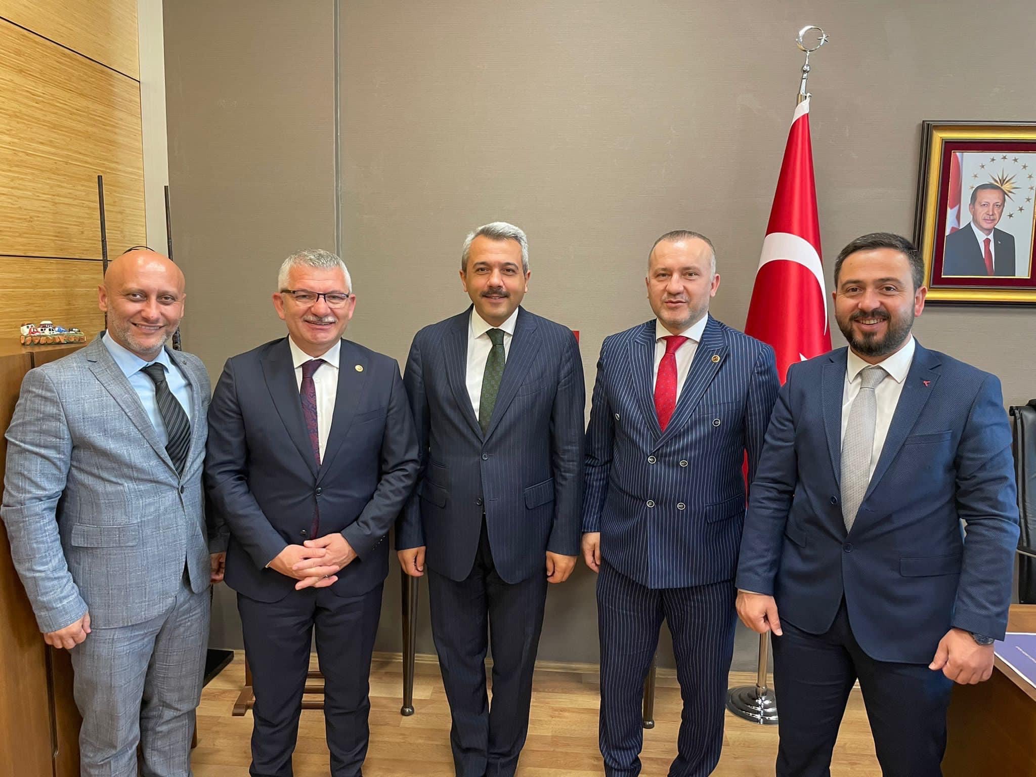 BAŞKAN EMÜR BAŞKENT MESAİSİNDE
