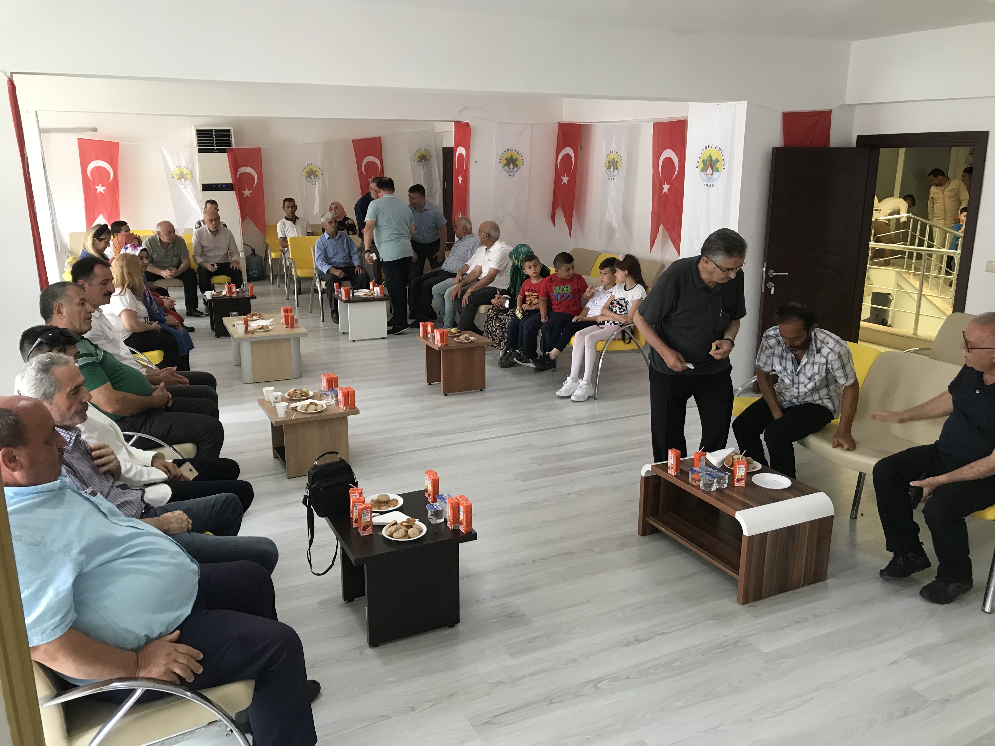 KEŞAP’TA BAYRAMLAŞMA