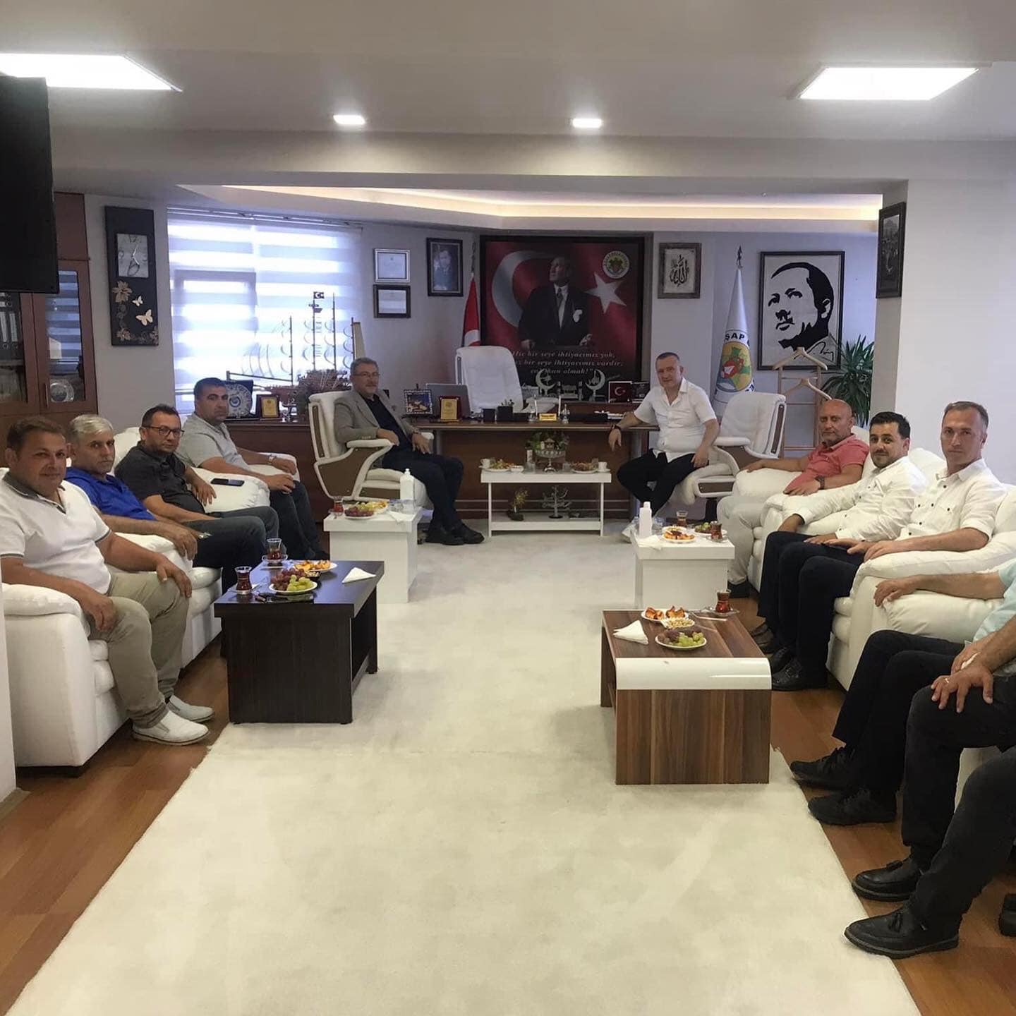 BAŞKAN KÖKEN, BAŞKAN EMÜR’Ü MAKAMINDA ZİYARET ETTİ