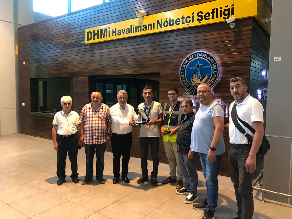 İnsanlığı Plaketle Ödüllendirdiler