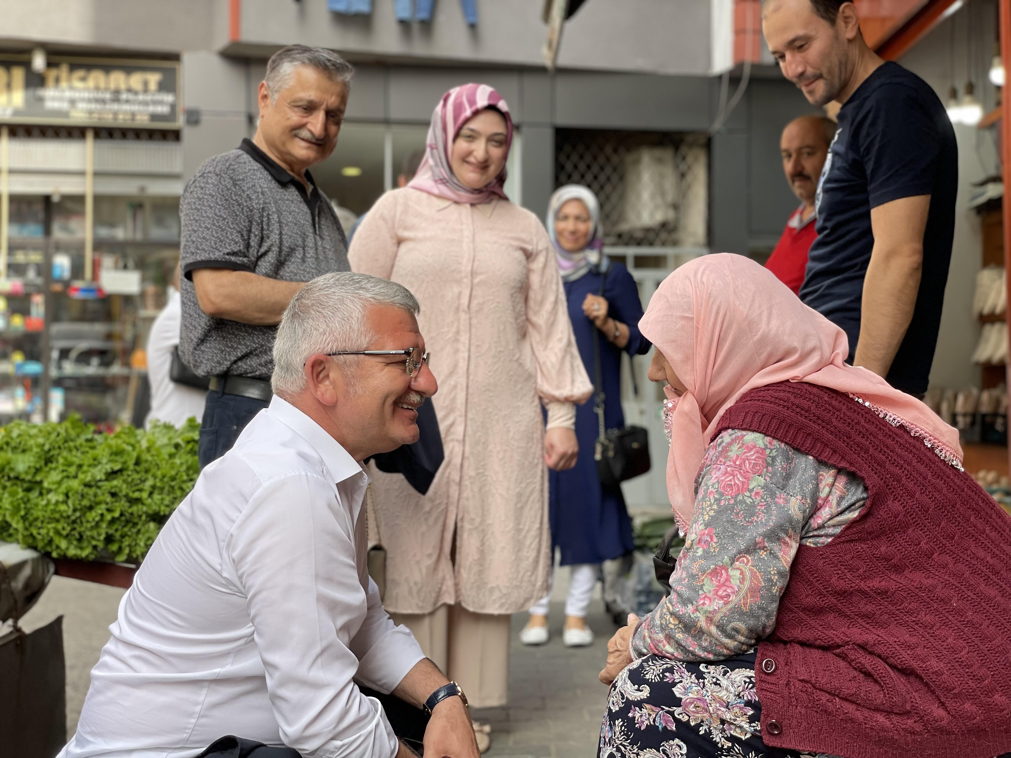Kadir Aydın, esnaf ve vatandaşları ziyaret etti.