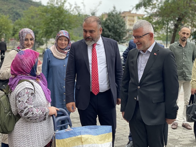 MİLLETVEKİLİ AYDIN GÖRELE’DE ESNAF VE VATANDAŞLARLA BULUŞTU
