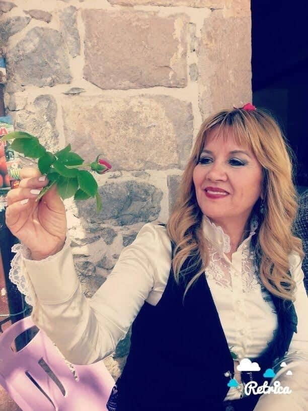 ESİNCE Şiirde ARADIĞIM AŞK