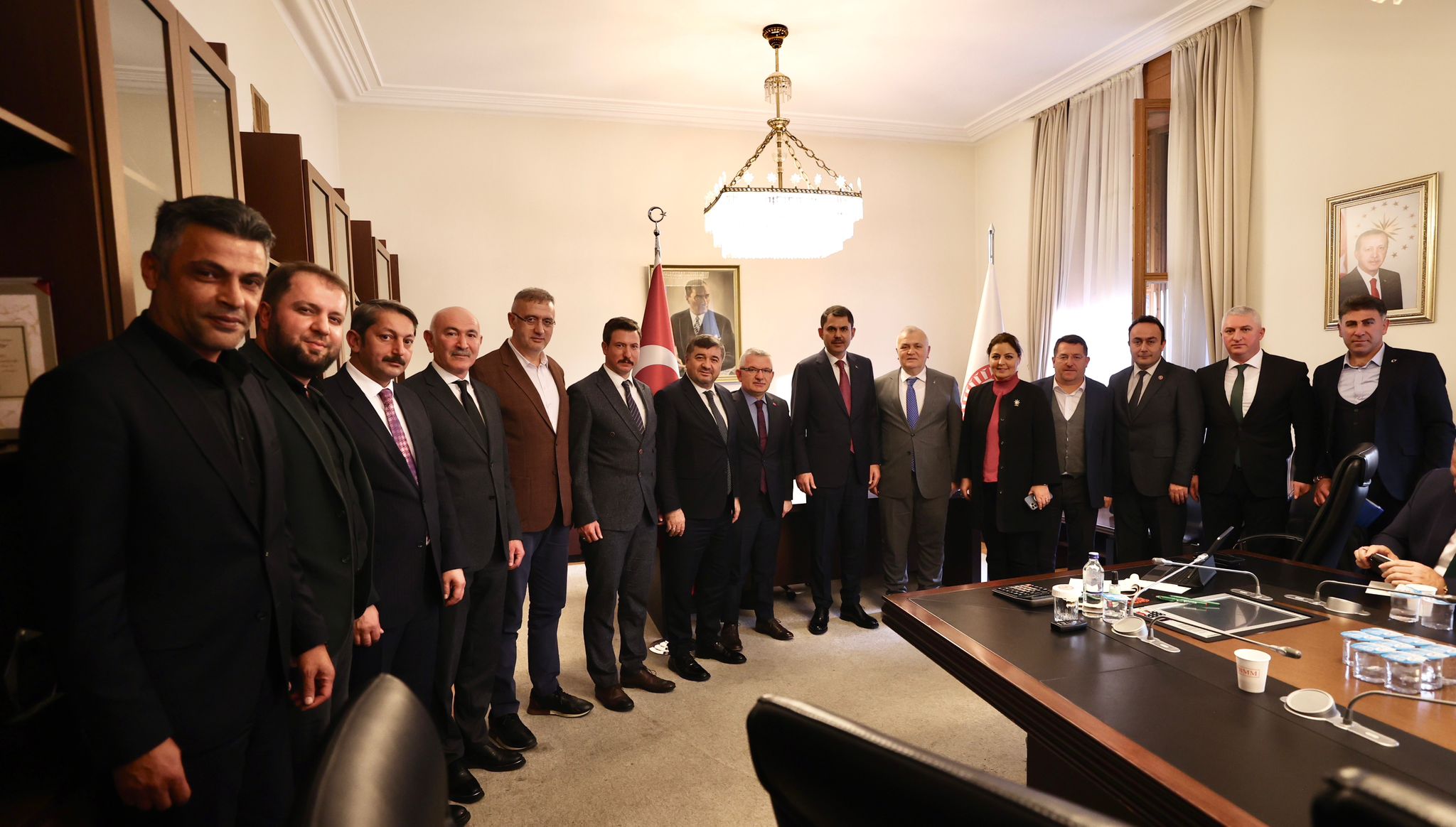 Giresun heyeti, Bakan Kurum ile bir araya geldi