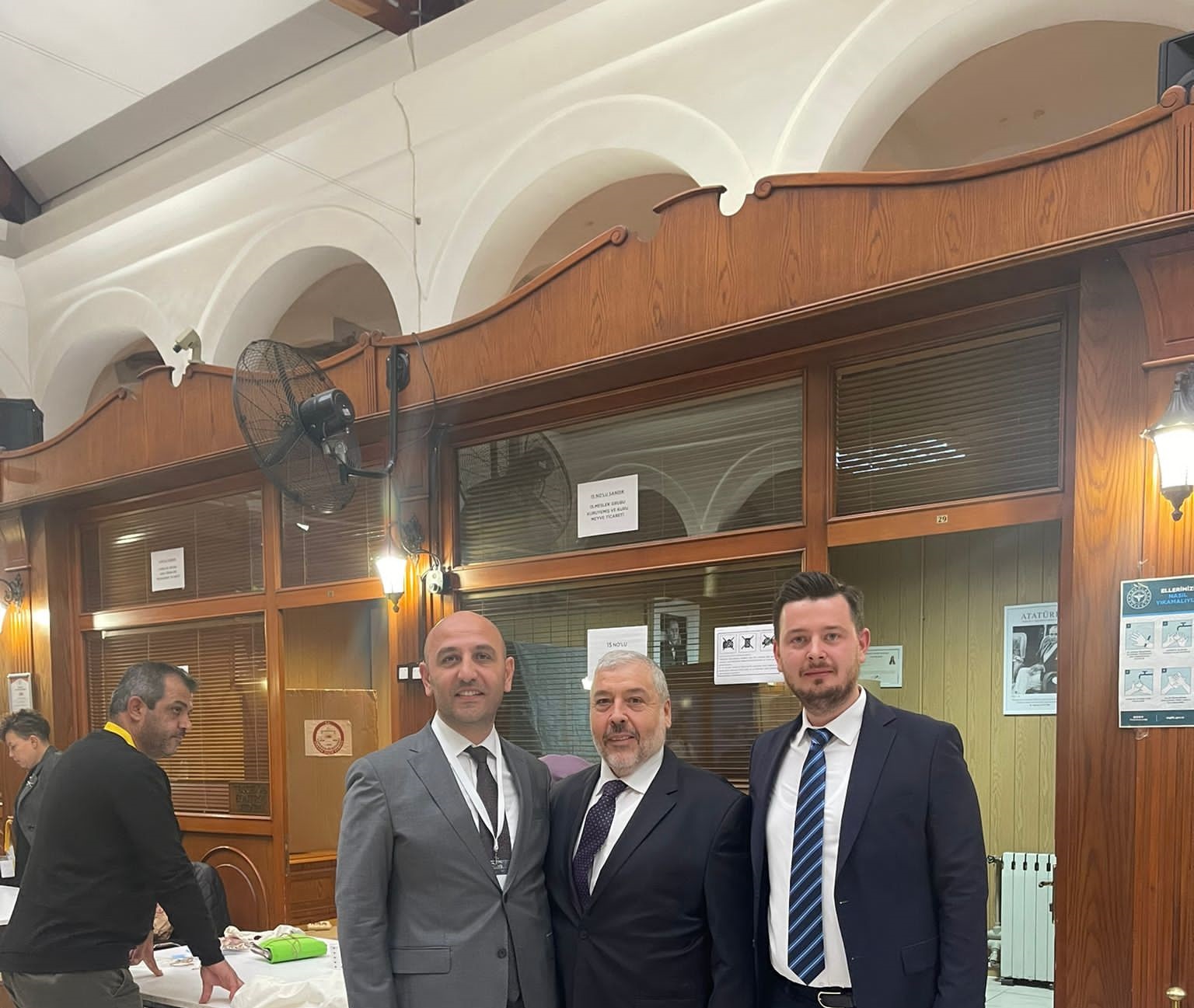 TOPALOĞLU ZİRVEYE KOŞUYOR