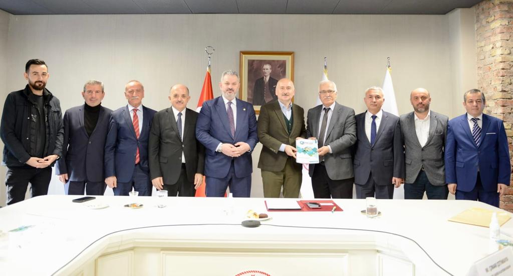 Giresun’un Ulaşım Sorunu Bakan’a Ulaştı