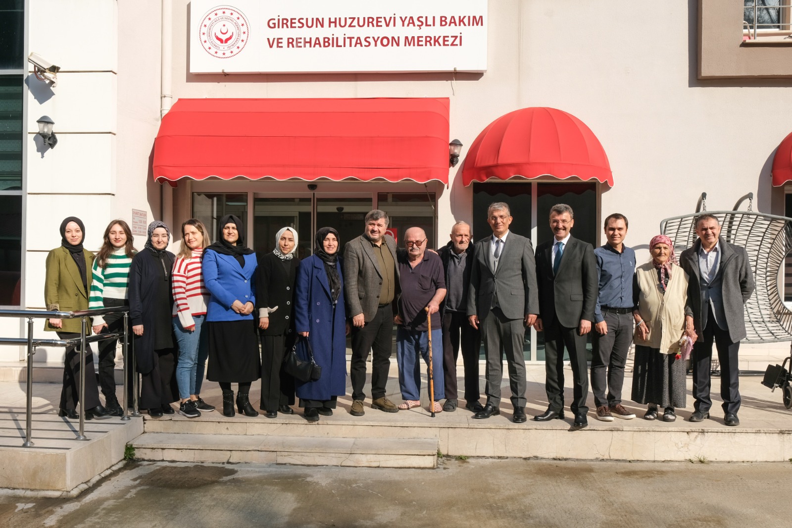 BAŞKAN ŞENLİKOĞLU’NDAN ANLAMLI ZİYARET