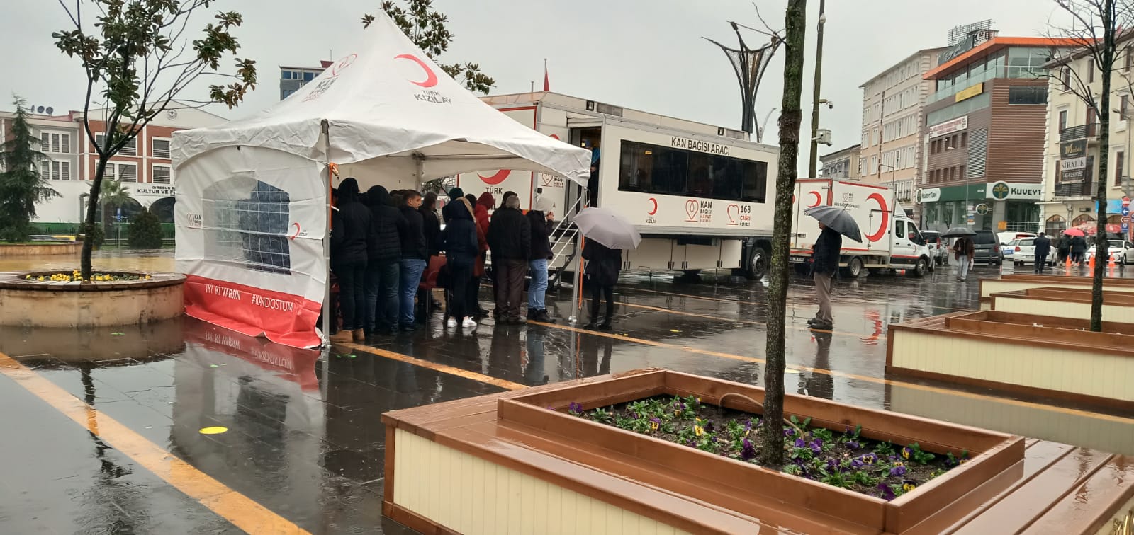 Giresun’dan, Deprem Bölgesine Kan Bağışı