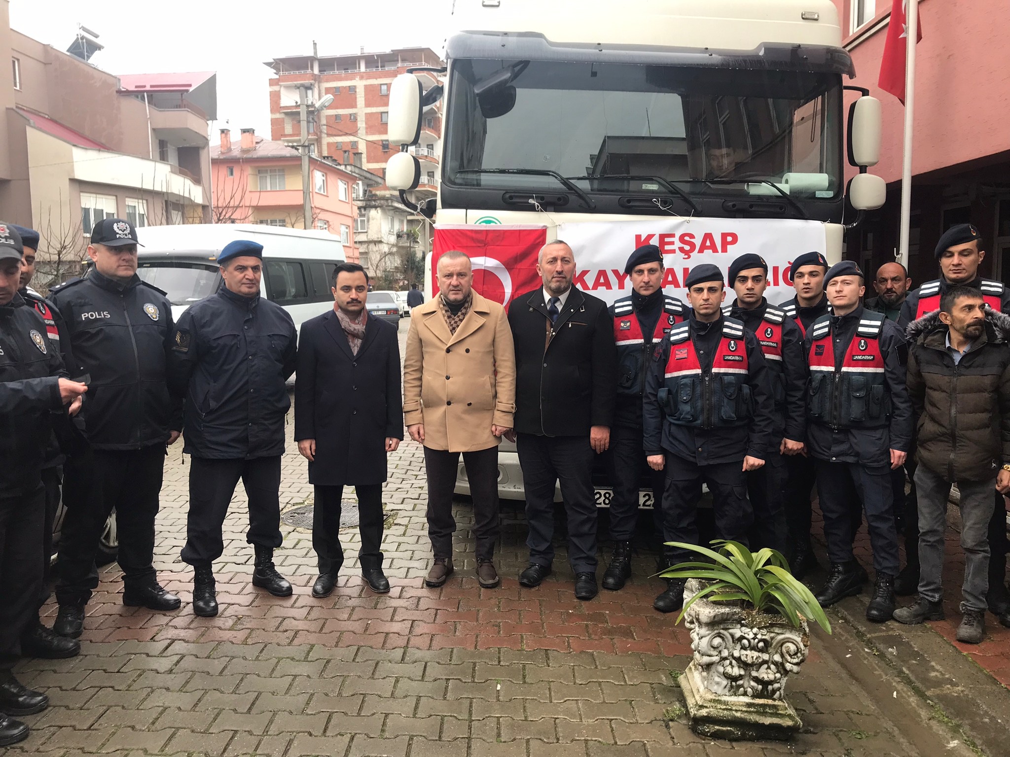 ALLAH MİLLETİMİZDEN RAZI OLSUN