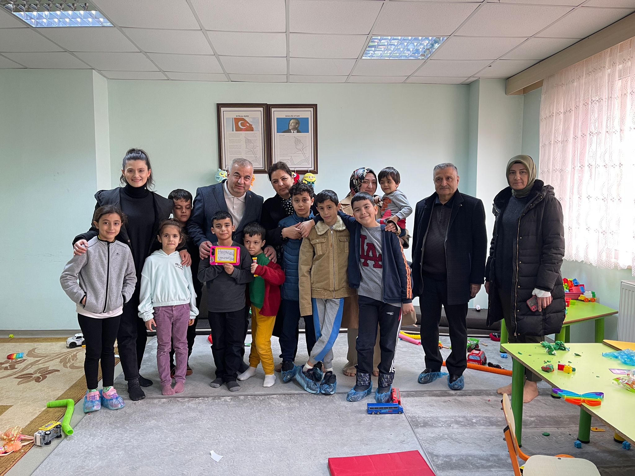 DEPREM SEFERBERLİĞİ DEVAM EDİYOR