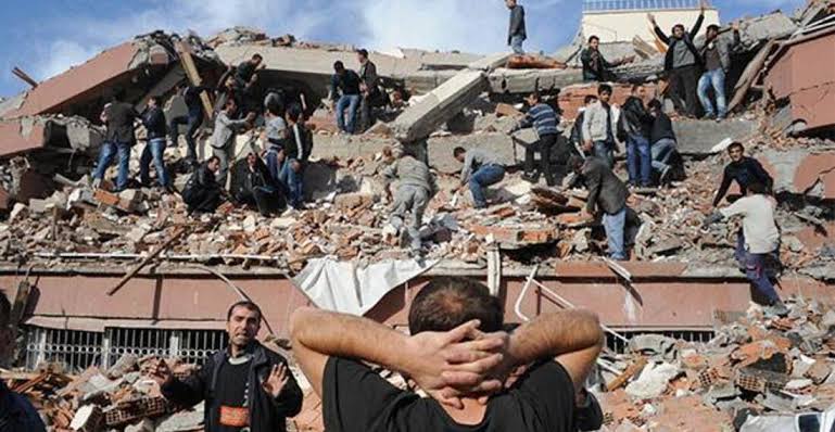 ASRIN FELAKETİ DEPREM ÜSTÜNE ŞİİRSEL SÖYLEŞİ (1 )
